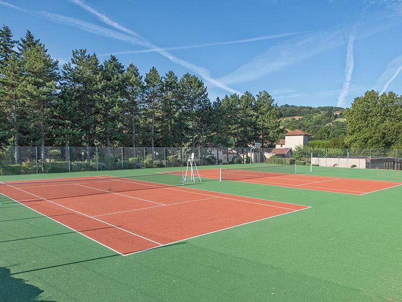 Terrain de tennis du Château de Collonges